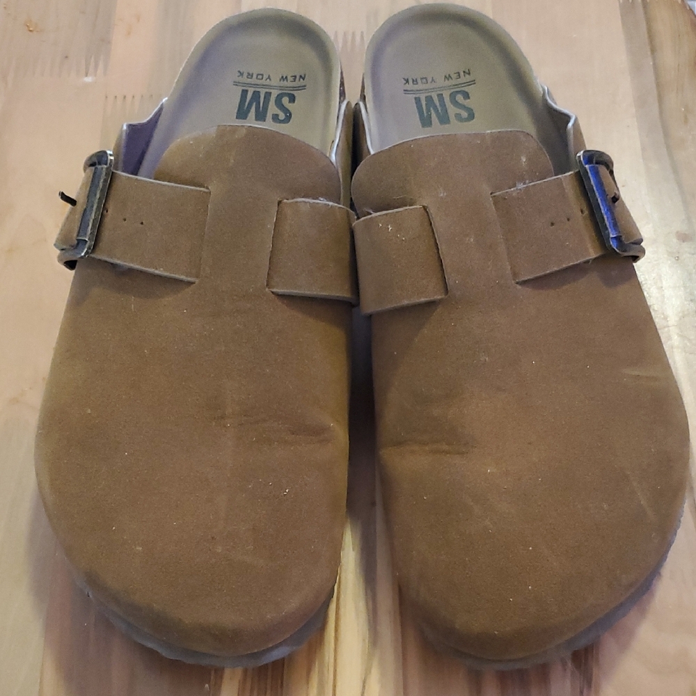 SM New York Women's Brown Suede Loafers